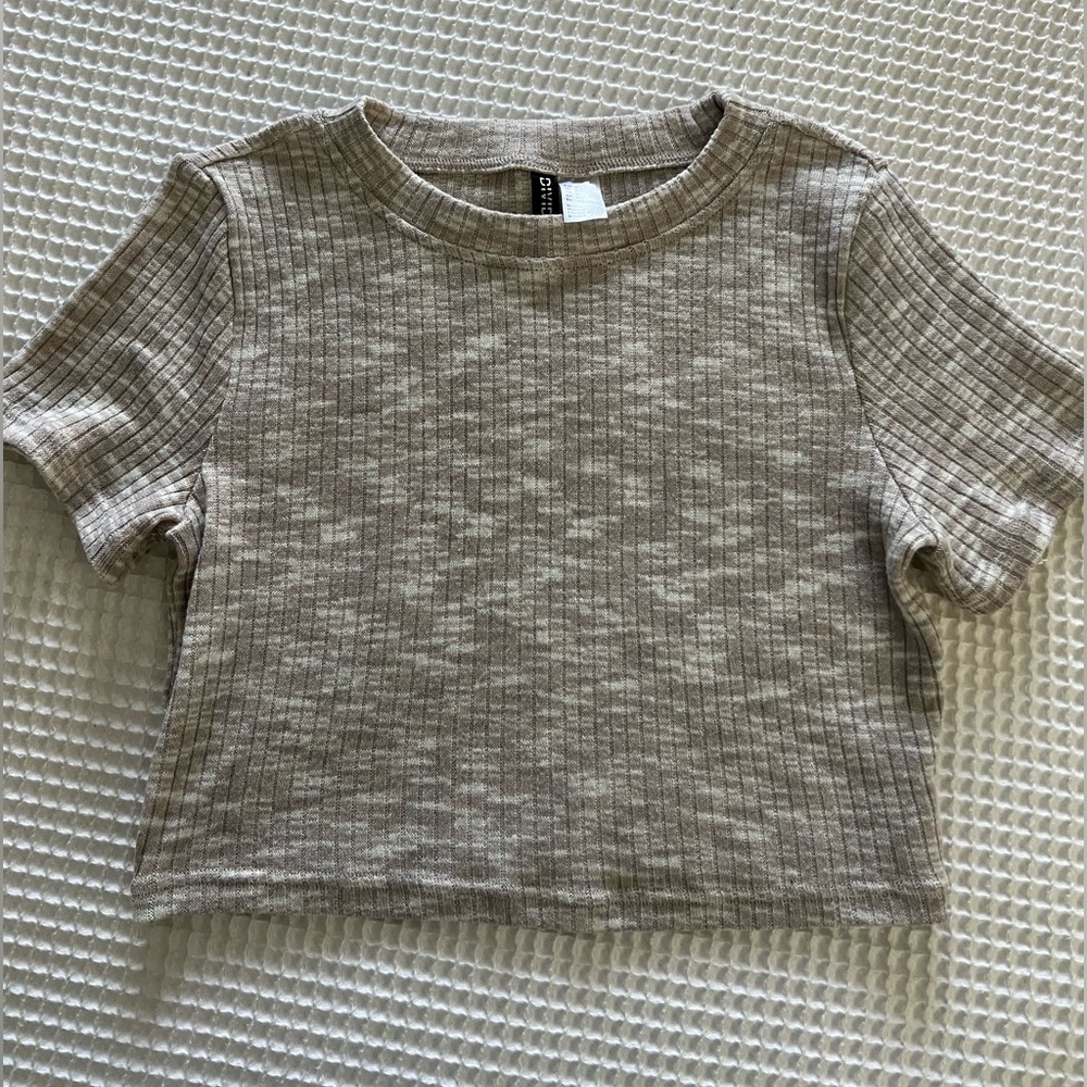 H&M Marled Cream/Tan Ribbed Tee - medium - Picture 2 of 4